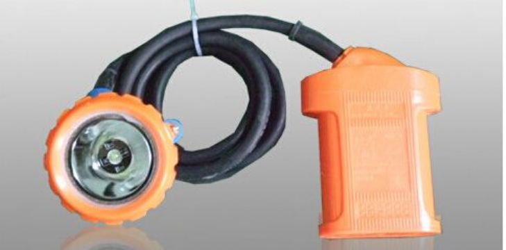 點擊查看詳細信息<br>標題：KL3LM(B)型鋰電礦燈 閱讀次數(shù)：2500