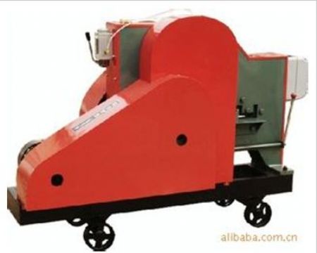 點(diǎn)擊查看詳細(xì)信息<br>標(biāo)題：180型槽鋼切斷機(jī) 閱讀次數(shù)：2028