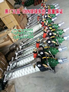 點(diǎn)擊查看詳細(xì)信息<br>標(biāo)題：發(fā)往山西太原MQT-120/2.3氣動(dòng)錨桿鉆機(jī)及配件 閱讀次數(shù)：2241