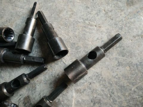 點(diǎn)擊查看詳細(xì)信息<br>標(biāo)題：錨索攪拌器 閱讀次數(shù)：2216