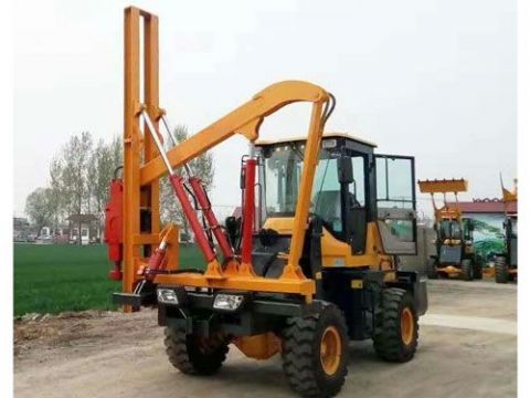 點擊查看詳細信息<br>標題：打樁機 閱讀次數(shù)：3211