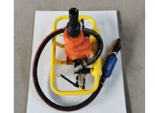 點(diǎn)擊查看詳細(xì)信息<br>標(biāo)題：架座支撐氣動手持式鉆機(jī) 閱讀次數(shù)：1638