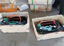 點(diǎn)擊查看詳細(xì)信息<br>標(biāo)題：MQ22-300-63氣動(dòng)錨索張拉機(jī)具 閱讀次數(shù)：2469