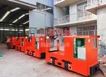 點(diǎn)擊查看詳細(xì)信息<br>標(biāo)題：架線式電機(jī)車(chē) 閱讀次數(shù)：2103